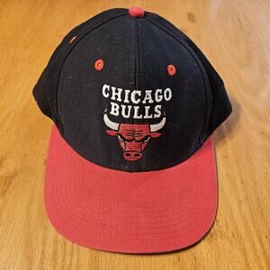 Chicago Bulls Hat Cap Snap Back Mens One Size Black Red NBA Basketball Adidas
